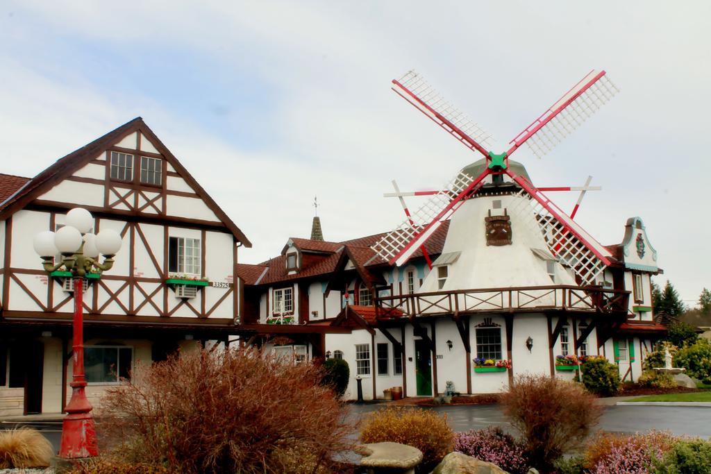 Auld Holland Inn Oak Harbor Buitenkant foto