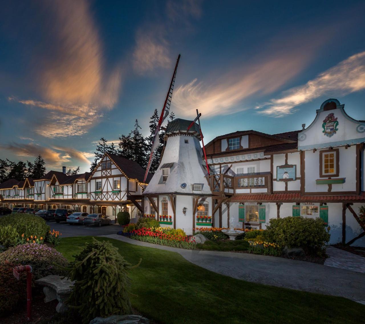 Auld Holland Inn Oak Harbor Buitenkant foto